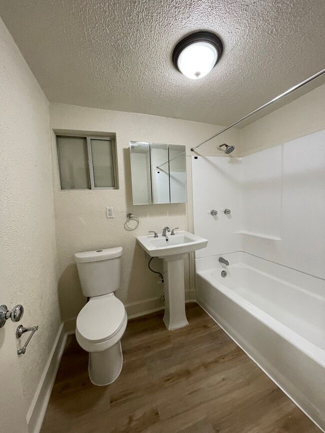 Building Photo - 1436-1438 3rd St