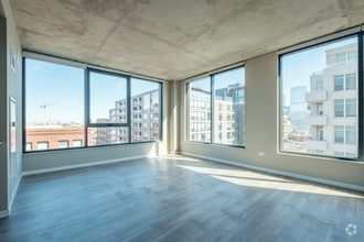 Building Photo - 1001 W Washington St