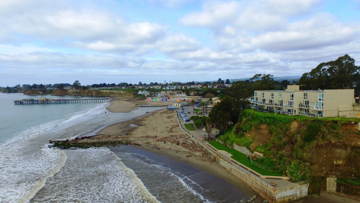 GrandView Capitola Apartments in Capitola, CA