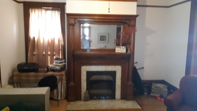 Foto del edificio - 4437 N Murray Ave