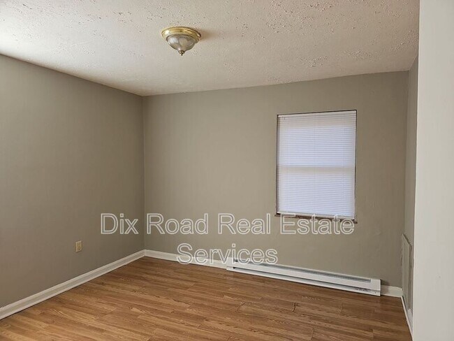 Building Photo - 3121 Gobel Ave