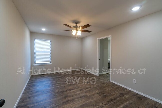 Foto del edificio - 1812 S 15th St