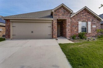 Building Photo - 603 Calm Springs Dr