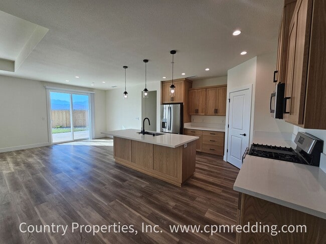 Building Photo - Stunning Brand New 4-Bedroom House in Rive...