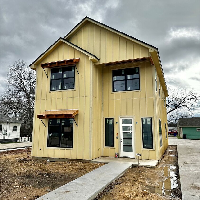 Foto principal - NEW CONSTRUCTION 4/4.5 House Near Baylor C...