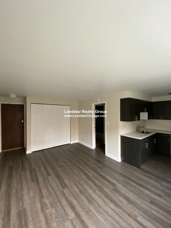 Foto del edificio - 6011 N Winthrop Ave