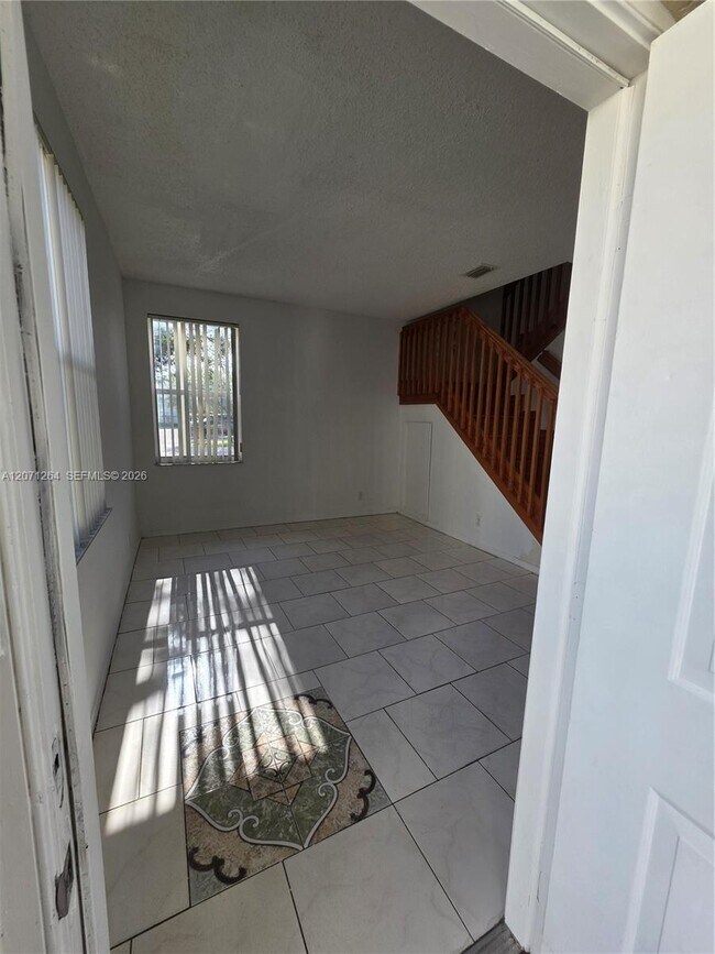 Foto del edificio - 21250 NE 8th Pl