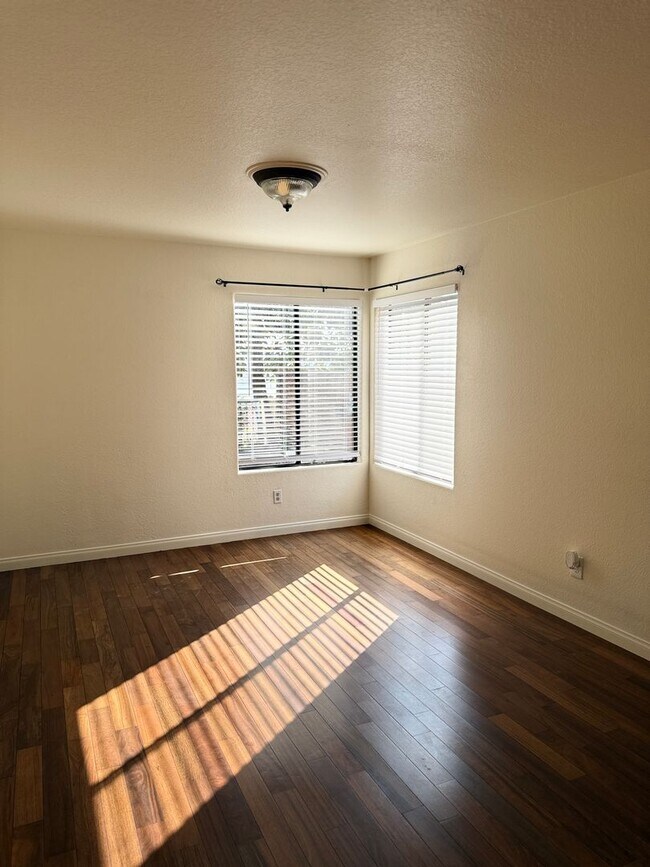 Building Photo - Beautiful 4 Bedroom Home in Spring Valley – Spacious, Bright & Move-In Ready!