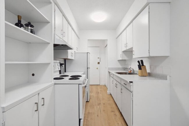 Photo du bâtiment - 229 E 13th Ave