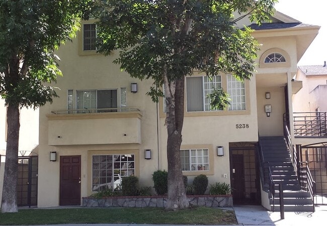 Building Photo - 5238 Cartwright Ave