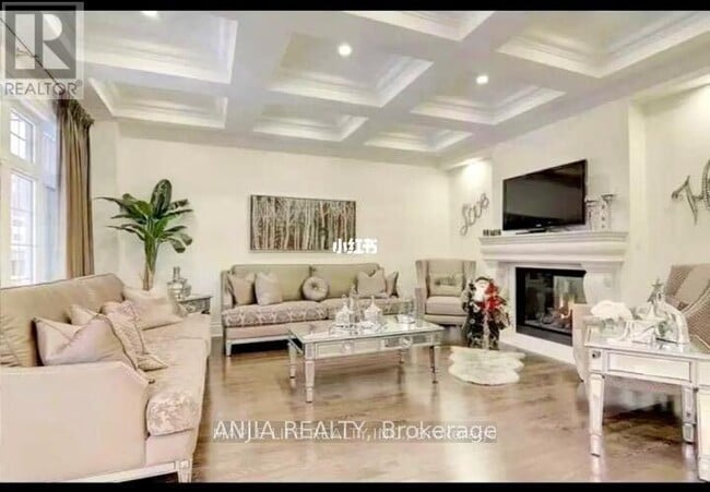 Building Photo - 158 Hurst Ave