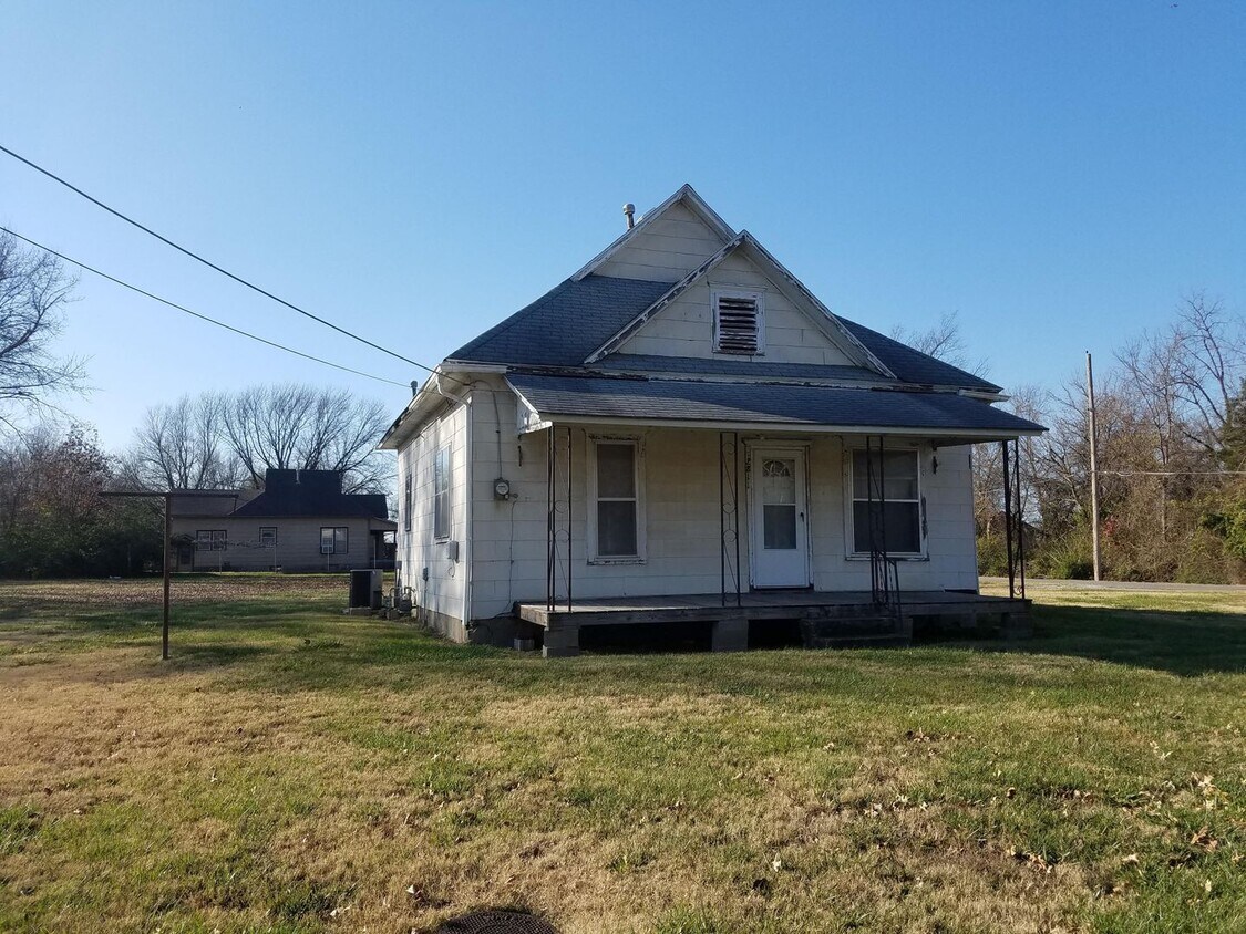 2811 N Michigan St, Pittsburg, KS 66762 House Rental in Pittsburg, KS