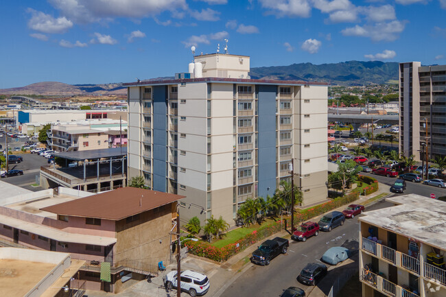 Building Photo - Waipahu Towers