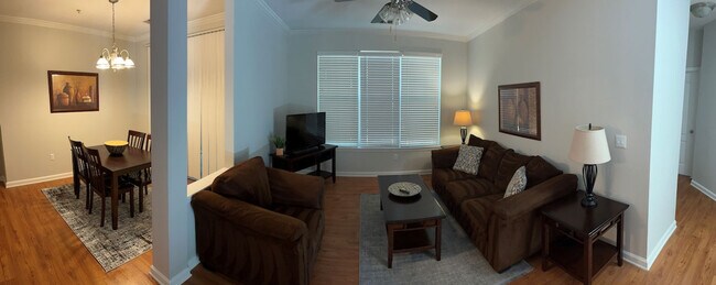 Foto del edificio - 1302 Belle Point Dr