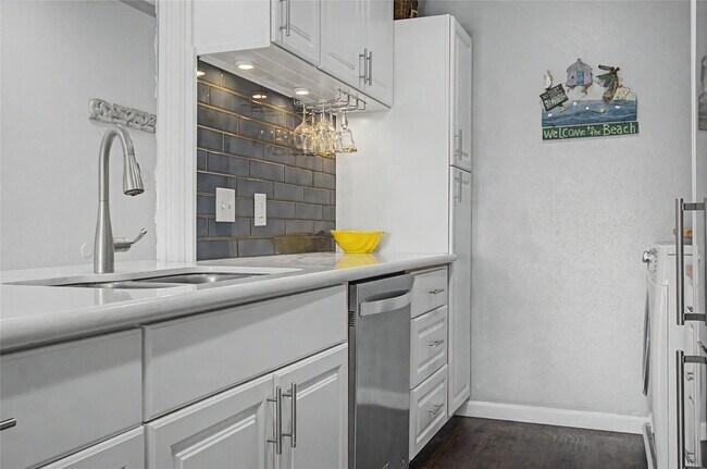 Foto del edificio - 307 Yacht Club Ln