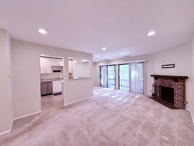 Building Photo - 70 Margate Ct