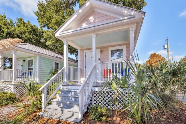 Photo - 171 Paradise Ave House