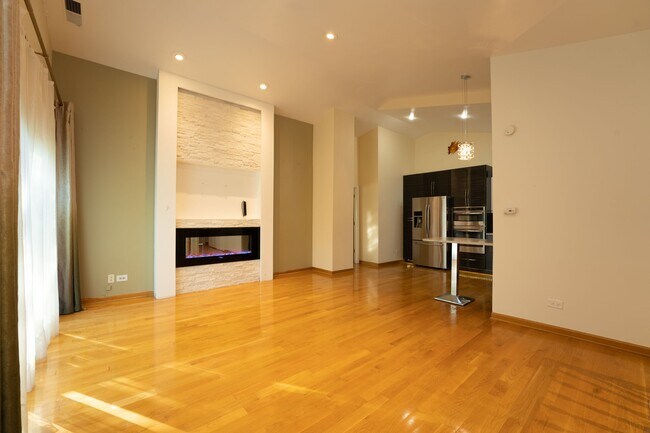 Living Room - 1320 Longacre Ln