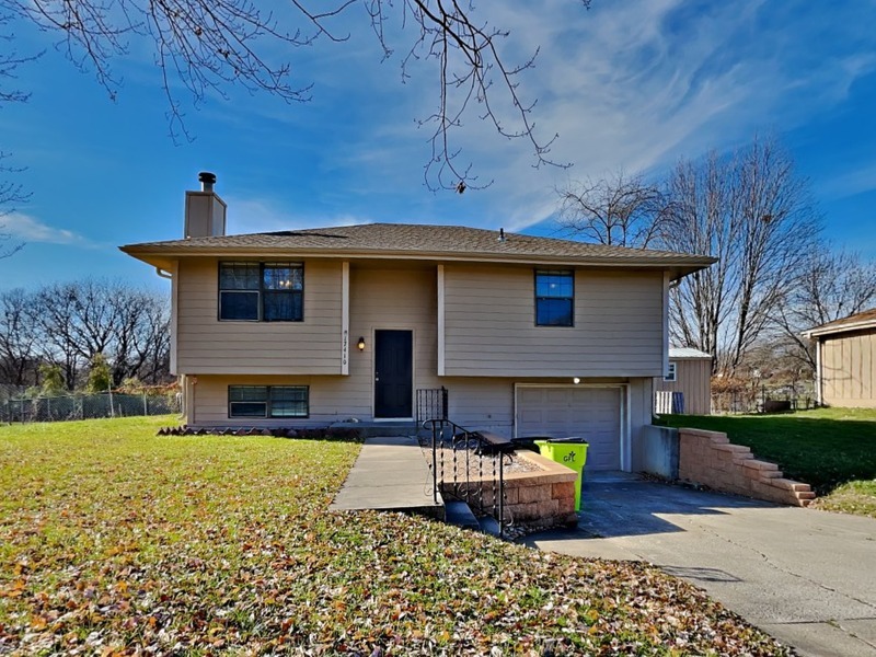 Primary Photo - 17410 Cerrito Dr
