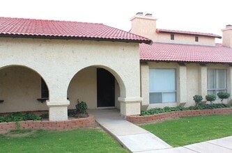 Building Photo - 2155 S 14th Ave
