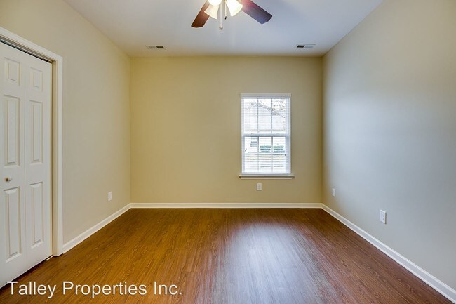 Building Photo - 7037 Somerset Springs Dr