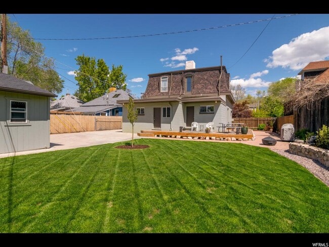 Building Photo - 660 S 500 E