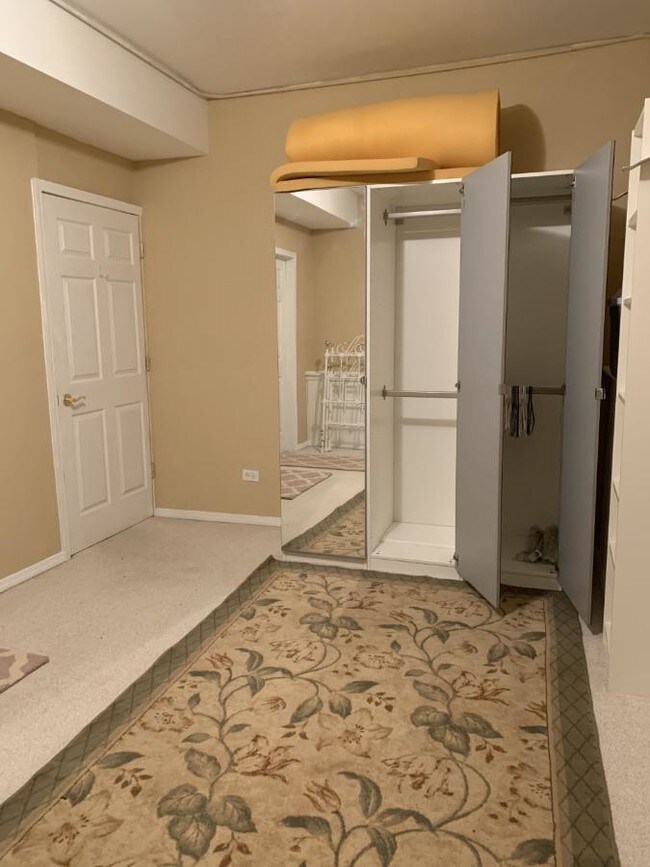 Building Photo - New In-Unit Laundry!!