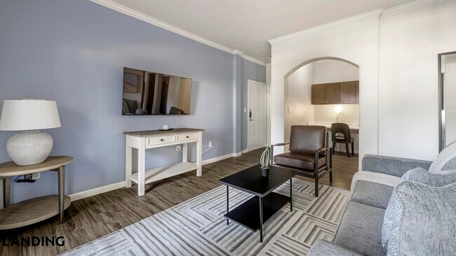 Foto del edificio - 1215 W Slaughter Ln