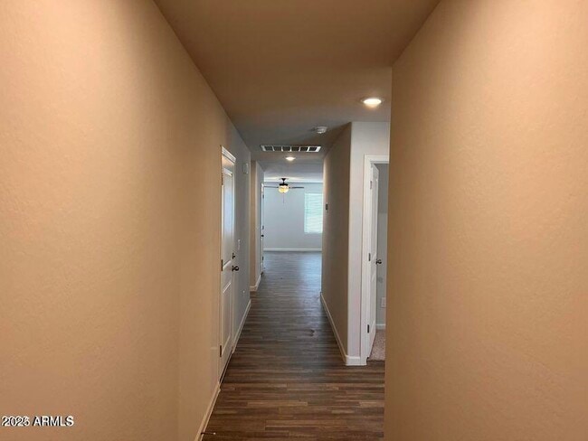 Building Photo - 2075 E Velvet Pl