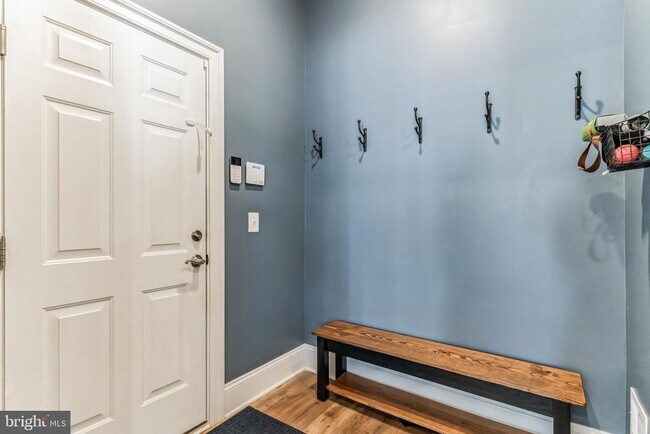Foto del edificio - 6713 Dogwood Bloom Ct