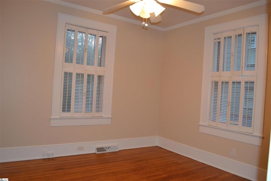 Photo - 40 Lanneau Drive Unit