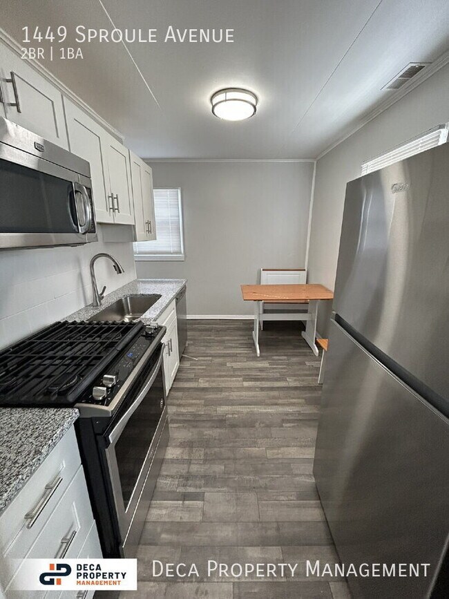 Foto del edificio - 1449 Sproule Ave