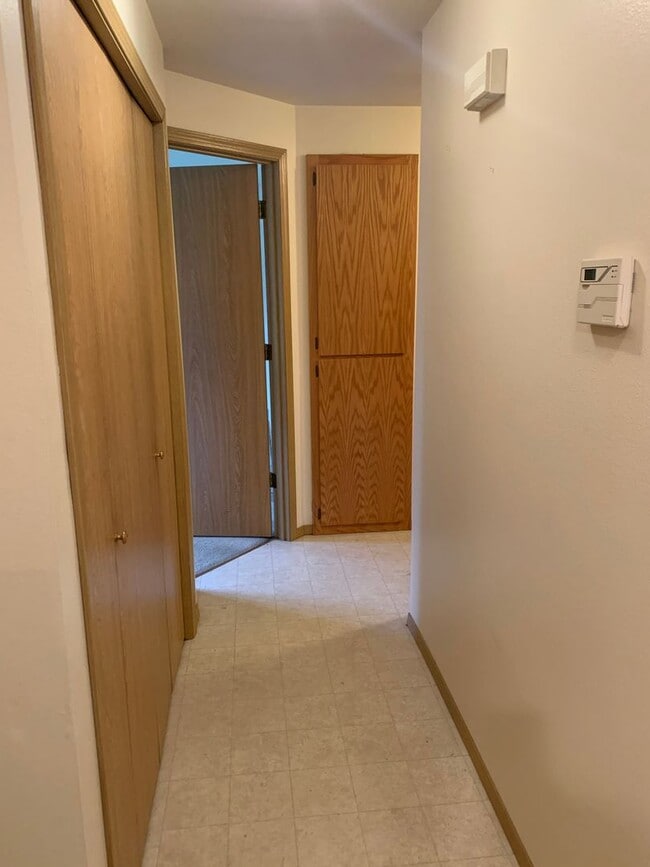 Building Photo - A63