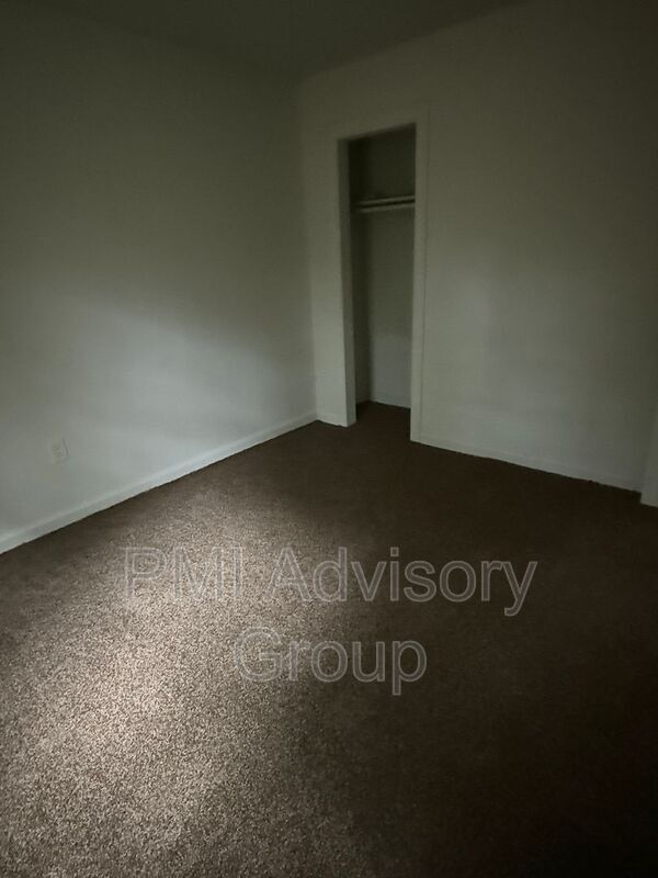 Foto del edificio - 504 SE 35th St