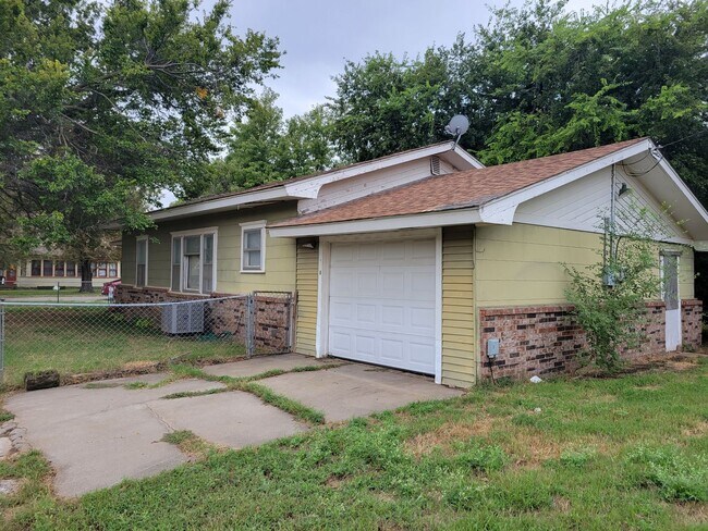 Foto del edificio - Quaint Home In El Reno