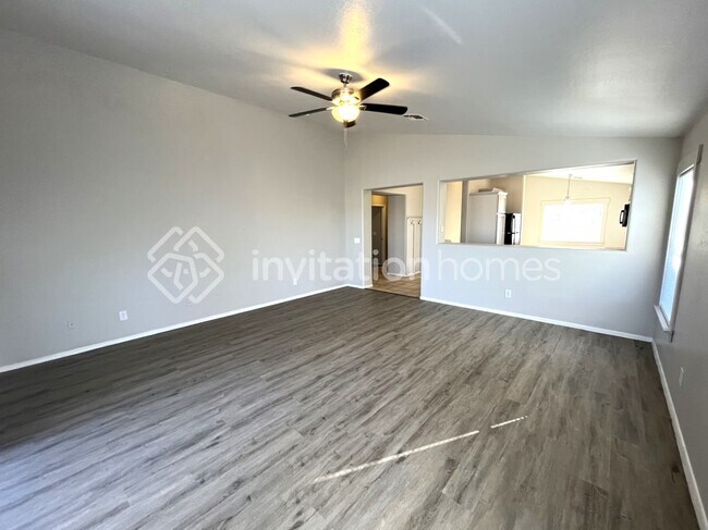 Building Photo - 11574 W Fooks Dr