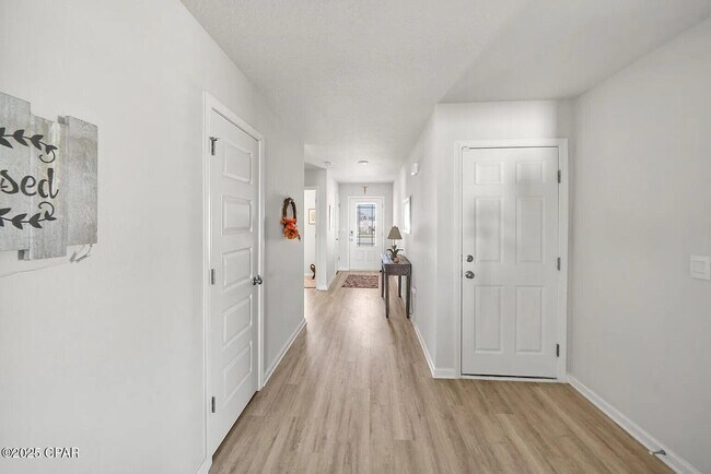 Foto del edificio - 6472 Slabinski Ln