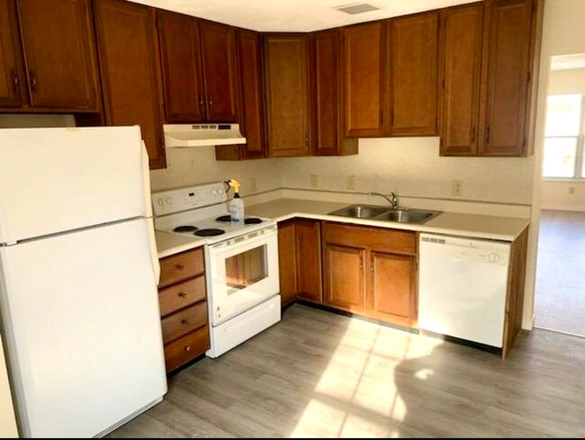 Building Photo - 5417 Collier Ln