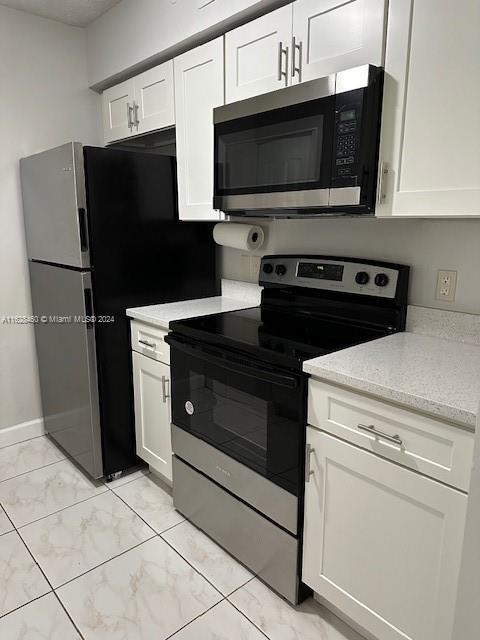 Primary Photo - 2031 Renaissance Blvd