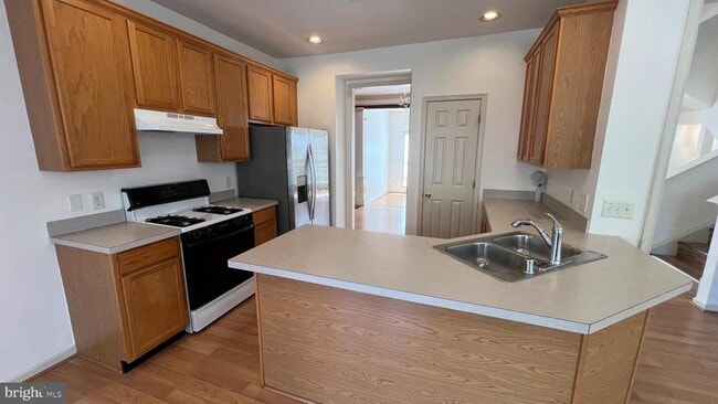 Foto del edificio - 822 W Boxborough Dr