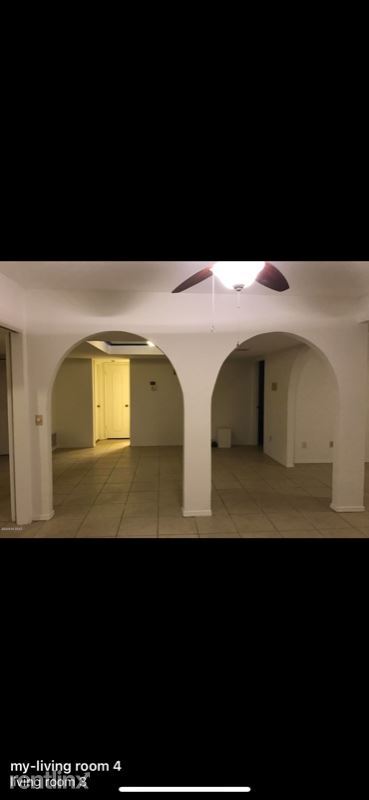 Building Photo - 10210 N Valle Del Oro Dr