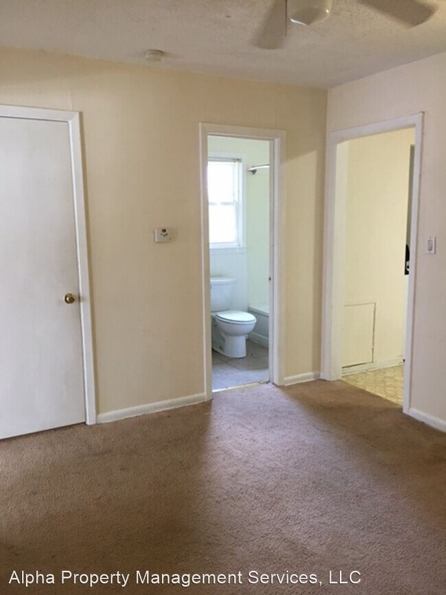 Foto del edificio - 1 br, 1 bath House - 303 McGoodwin