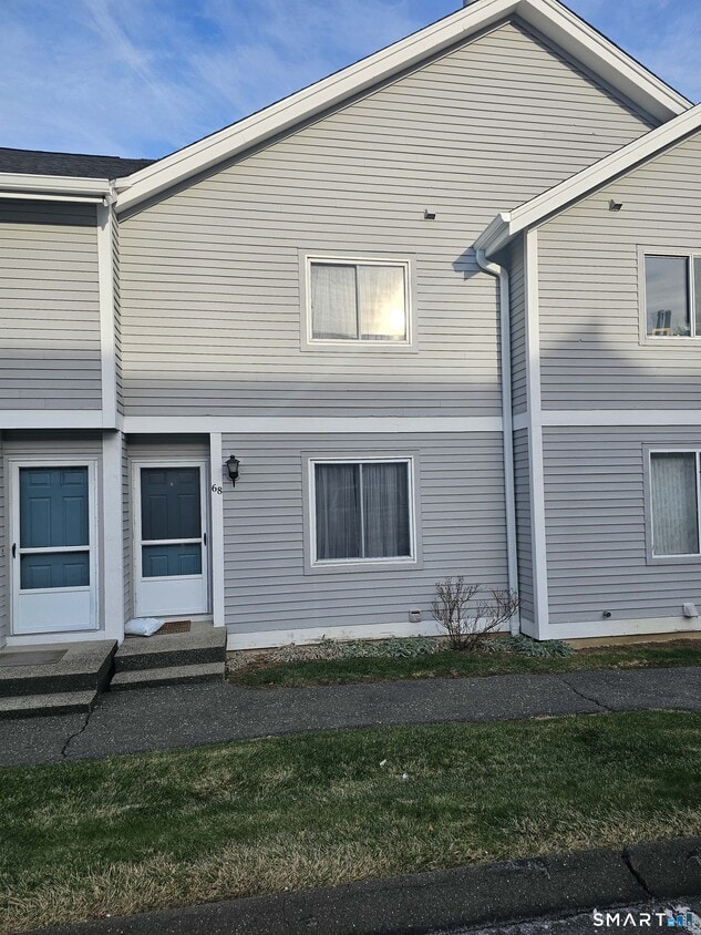 Foto principal - 151 Shelter Rock Rd