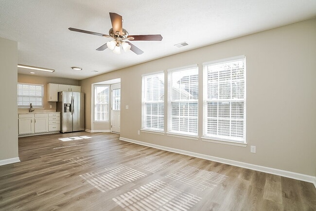 Building Photo - 2608 River Meade Way