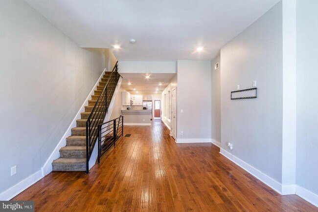 Building Photo - 1829 N 27th St