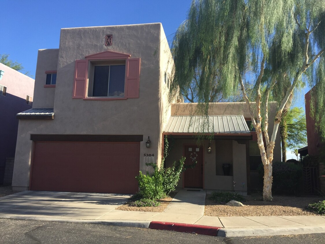 Foto principal - Presidio at William Centre - 2 Bdrm, 2.5 Bath