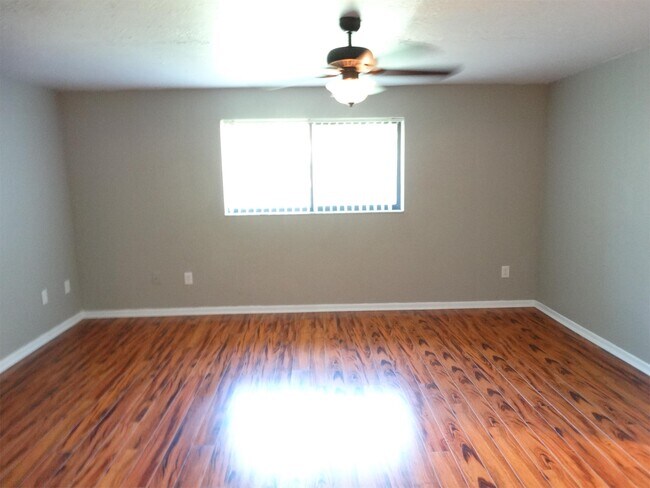 Foto del edificio - 2541 SW 38th Terrace