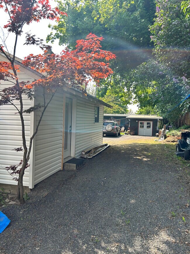 418 E 1st St, Moscow, ID 83843 House Rental in Moscow, ID