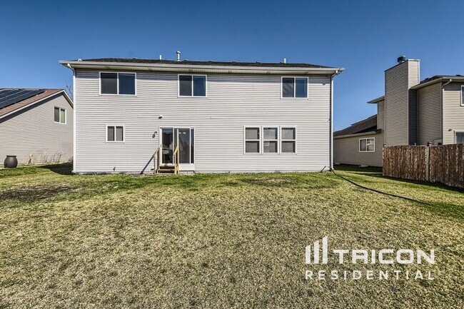 Foto del edificio - 3501 Stone Creek Dr