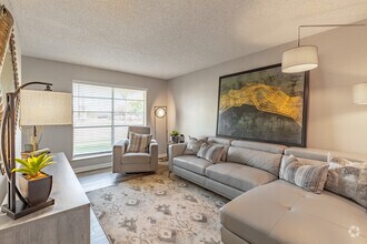 1BR, 1BA - 680 SF - The Palm on SPID